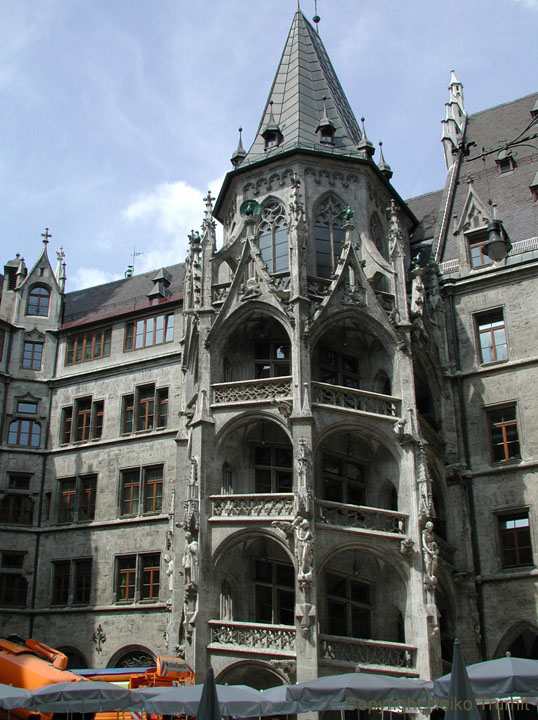 Rathaus-1