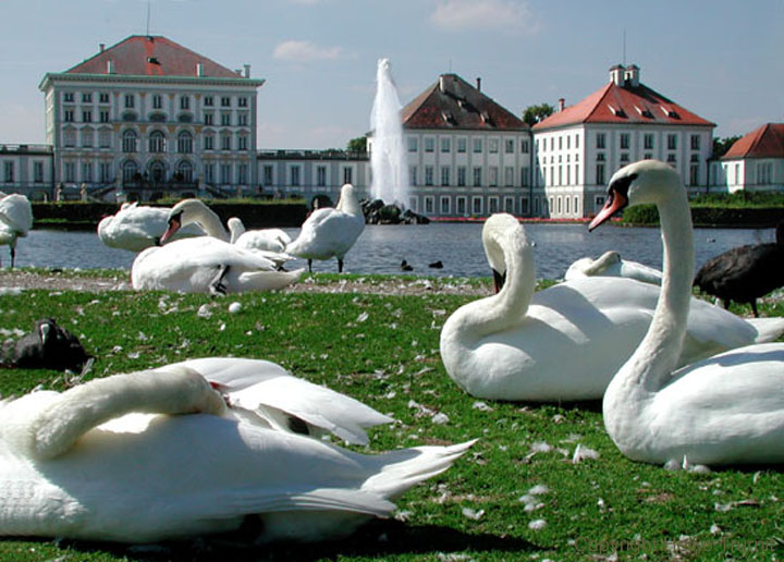 Schloss_Nymphenburg-1