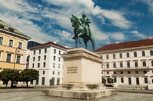 Wittelsbacher Platz