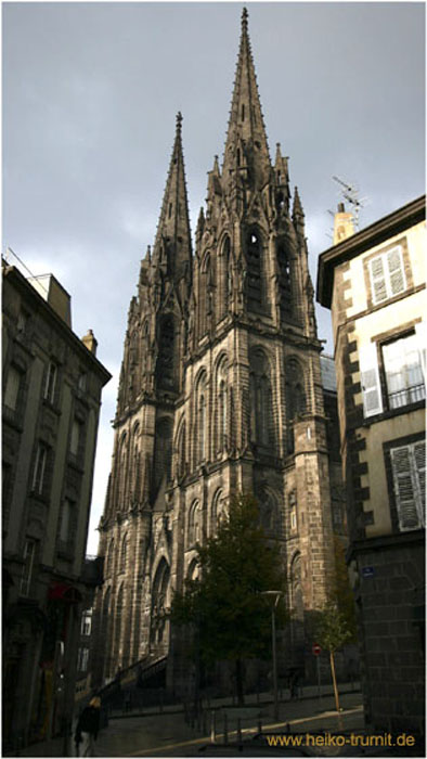 24. Kathedrale_Clermont-Ferrand