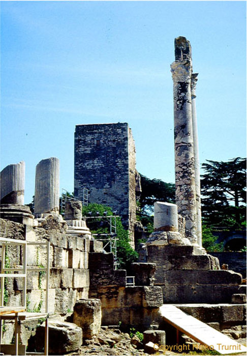 22b.09.Amphitheater Arles