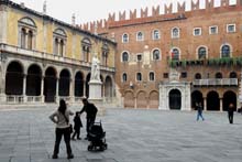 Piazza dei Signori-1