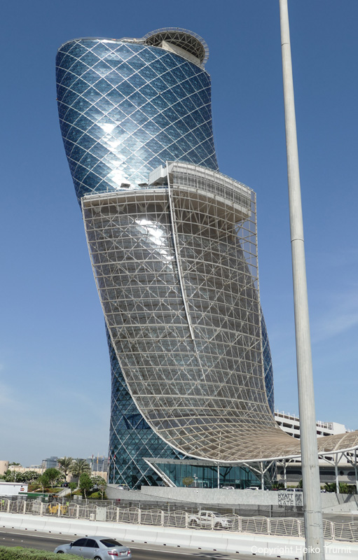 Hyatt_Capital_Gate