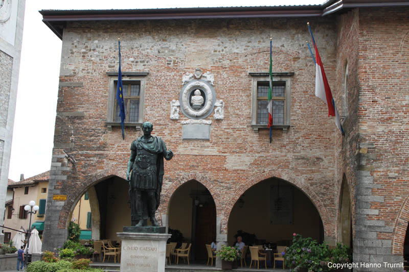 48.Cividale, Municipio