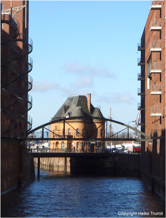 041.Polizei am Hafen