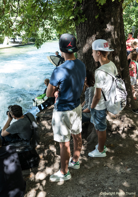 Eisbach Touristen