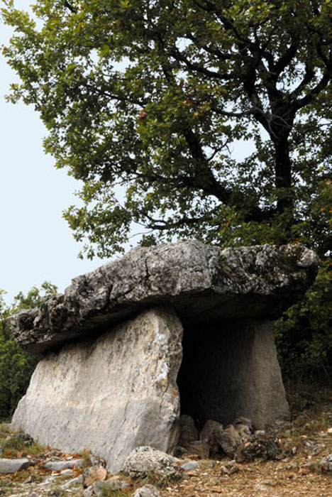 Dolmen-3