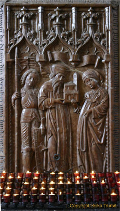 04.Relief der Kirche Reichersberg