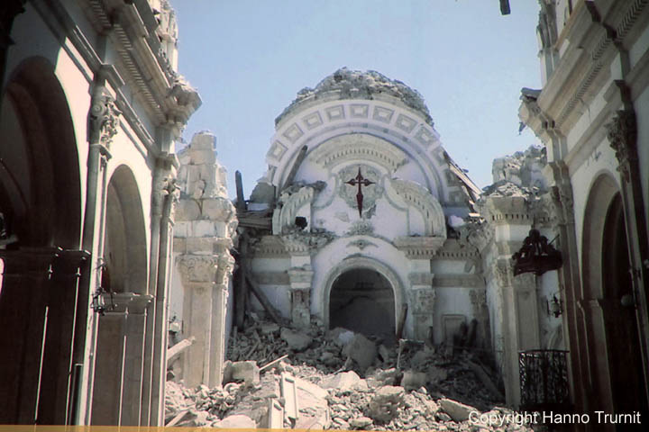 252.Iglesia de Santiago