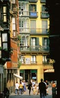 Calle del casco viejo (Ayto. de Bilbao)