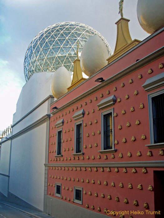 1822.Gaudi-Museum Figueras