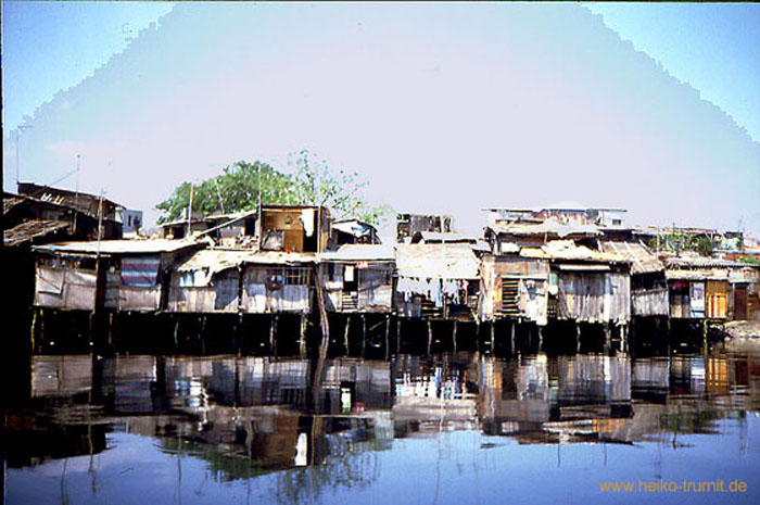 Vietnam - Slums in Saigon -2