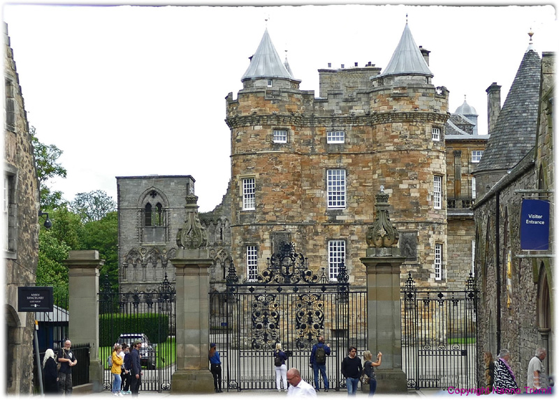 883.Holyrood Abbey