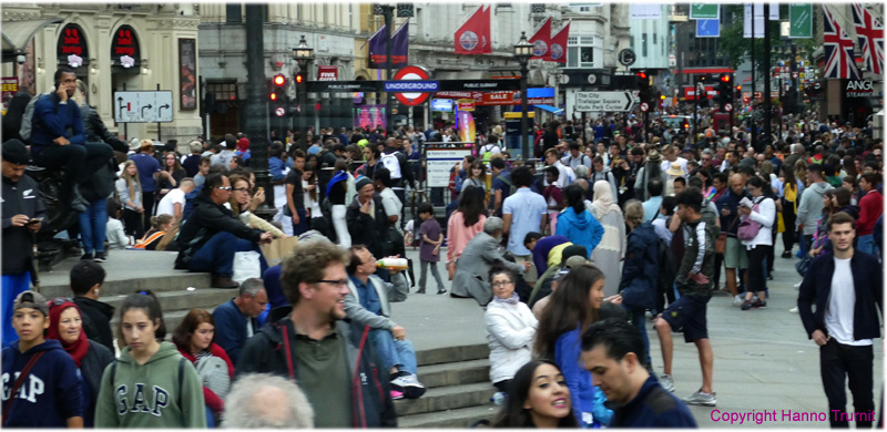 222.Picadilly Circus