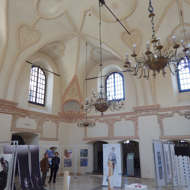 127f.Ausstellung in der Synagoge